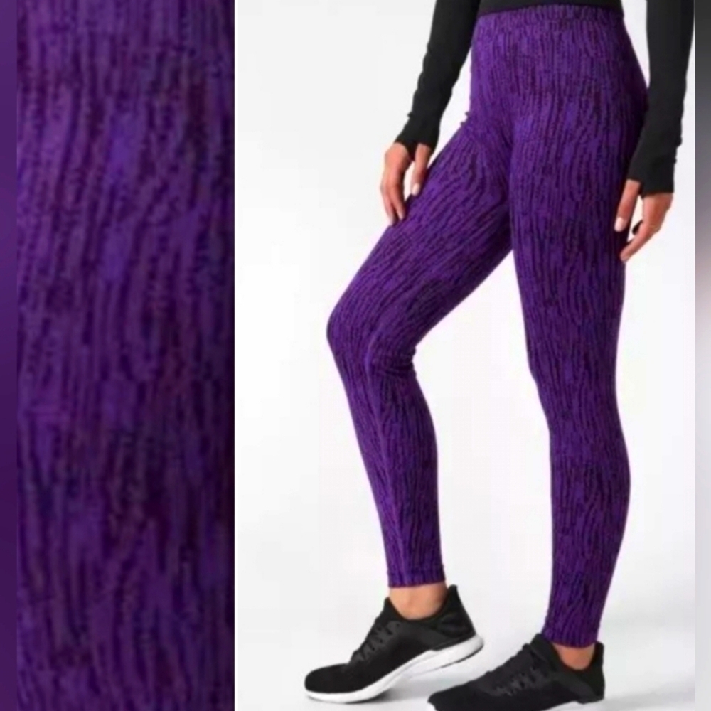 NWOT Athleta Elemental Tight Legging Essential Flurry Purple Black Women's L